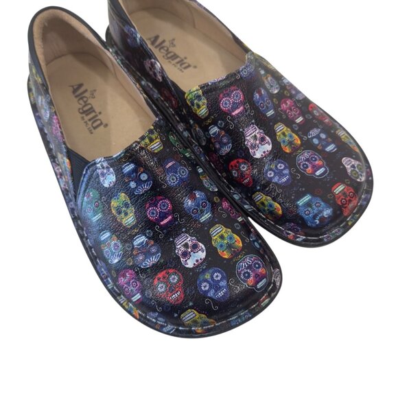 Alegria DEB-484 Womens SZ 38 Slip-On Shoes With Multicolor Sugar Skull Print - Picture 2 of 16